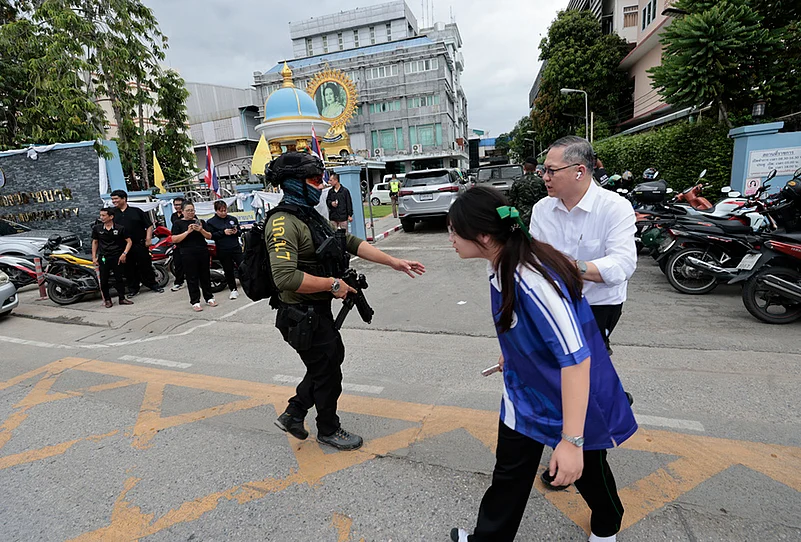 School shooter Thailand 14 year old