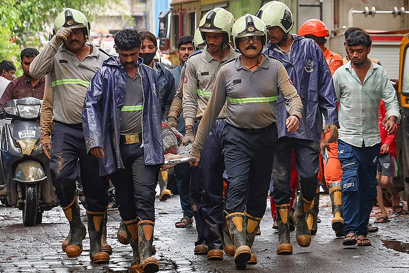 Landslide in Mumbais Kurla area