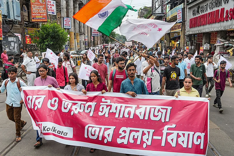 SFI holds students rally in Kolkata