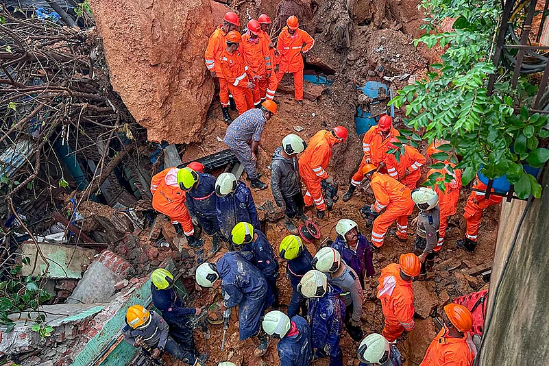 Landslide in Mumbais Kurla area