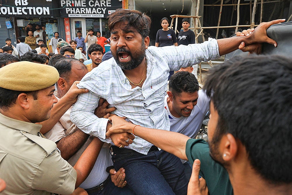 Progtest in Jaipur after Class 12 student dies in school