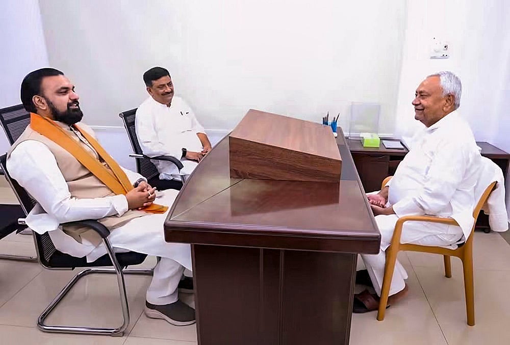 Samrat Choudhary meets Nitish Kumar