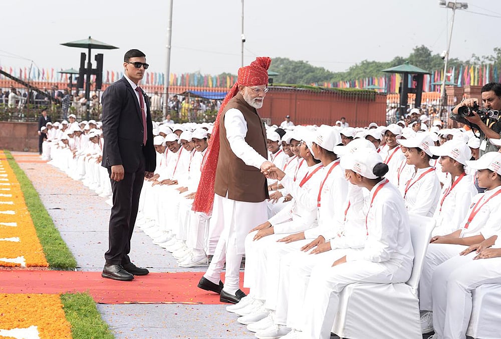 PM Modi interacts with schoolchildren 