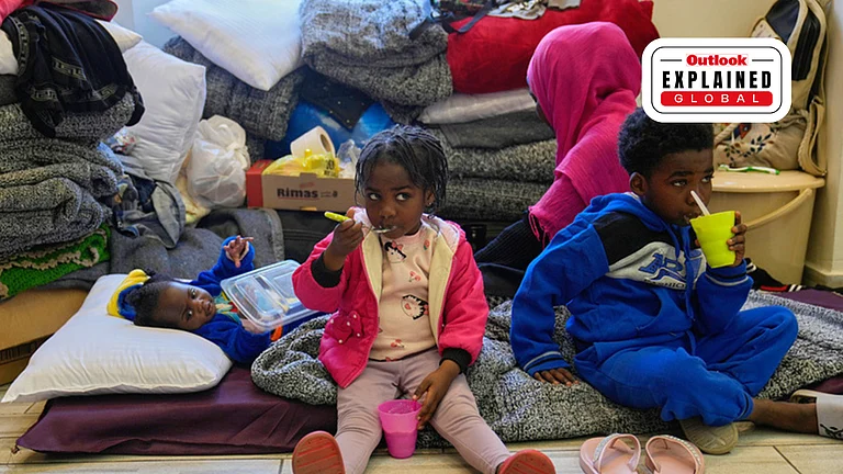 Inside Spain’s Struggle To Protect Migrant Children In Ceuta - | Photo: AP/Hussein Malla