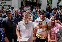 CRPF Denied RTI Request For Pellet-gun Use Records From July 20 Protests: TMC’s Gokhale
File Photo| Photo: PTI/Ravi Choudhary : Rahul Gandhi with a youth who reportedly suffered pellet injuries during the July 20 student protests
