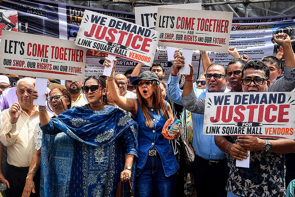 Link Square Mall protest in Mumbai