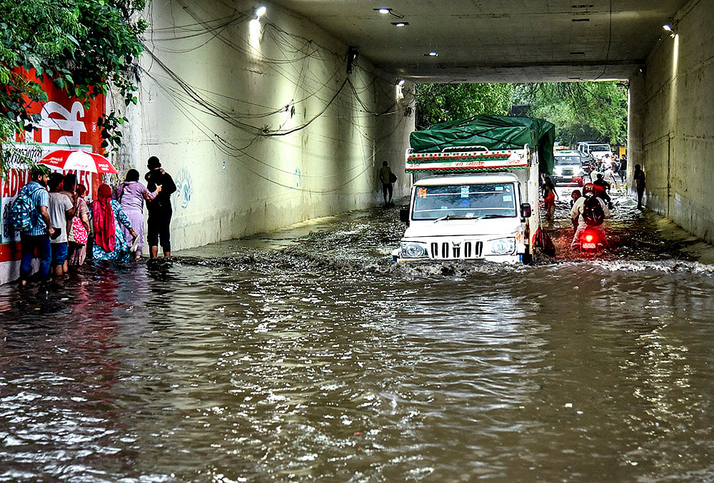 Weather: Waterlogging following rain in New Delhi