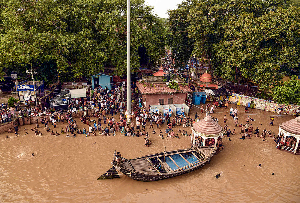 Last Monday of Shravan in Gandhi Ghat, in Patna