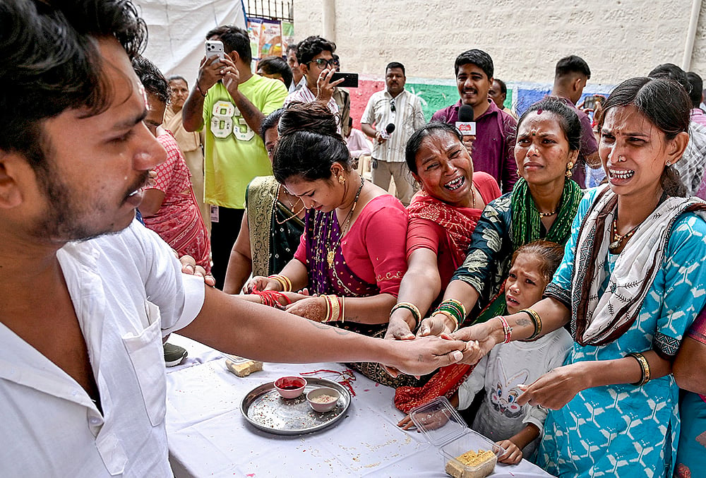 Raksha Bandhan at Central Jail in Rajkot