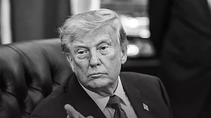 X@WhiteHouse : US President Donald Trump