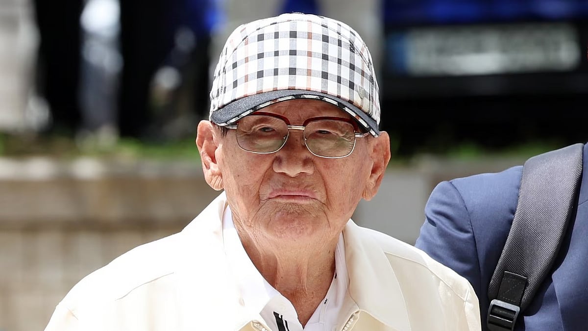 Lee Man-hee, a leader of Shincheonji Church, arrives at the Seoul Central District Court in Seoul - Lee Young-hwan/Newsis via AP