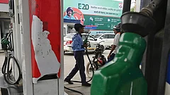 No Direction On E20 Labels: SC Rejects Petrol Pump Disclosure Plea - | Photo: AP/Vipin