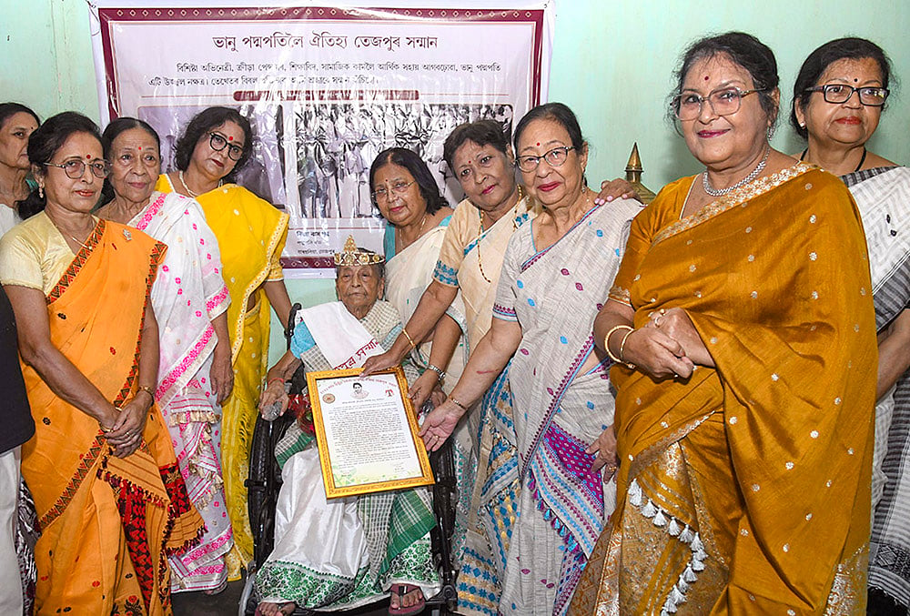 Bhanu Padmapati honored with Heritage Tezpur Award