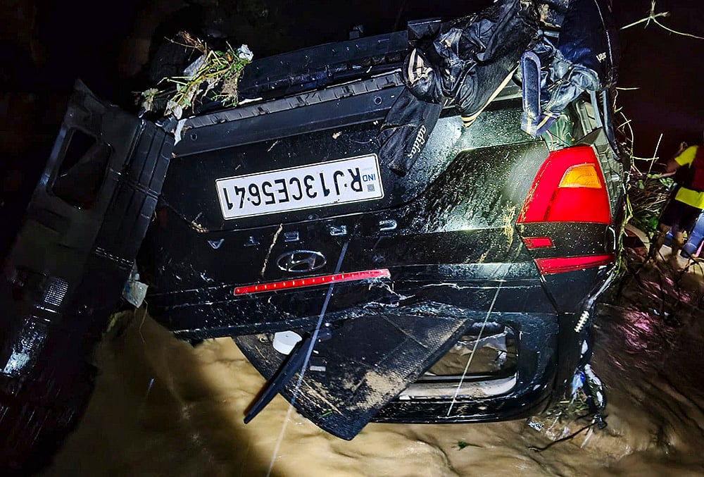Car was swept away by strong rainwater
