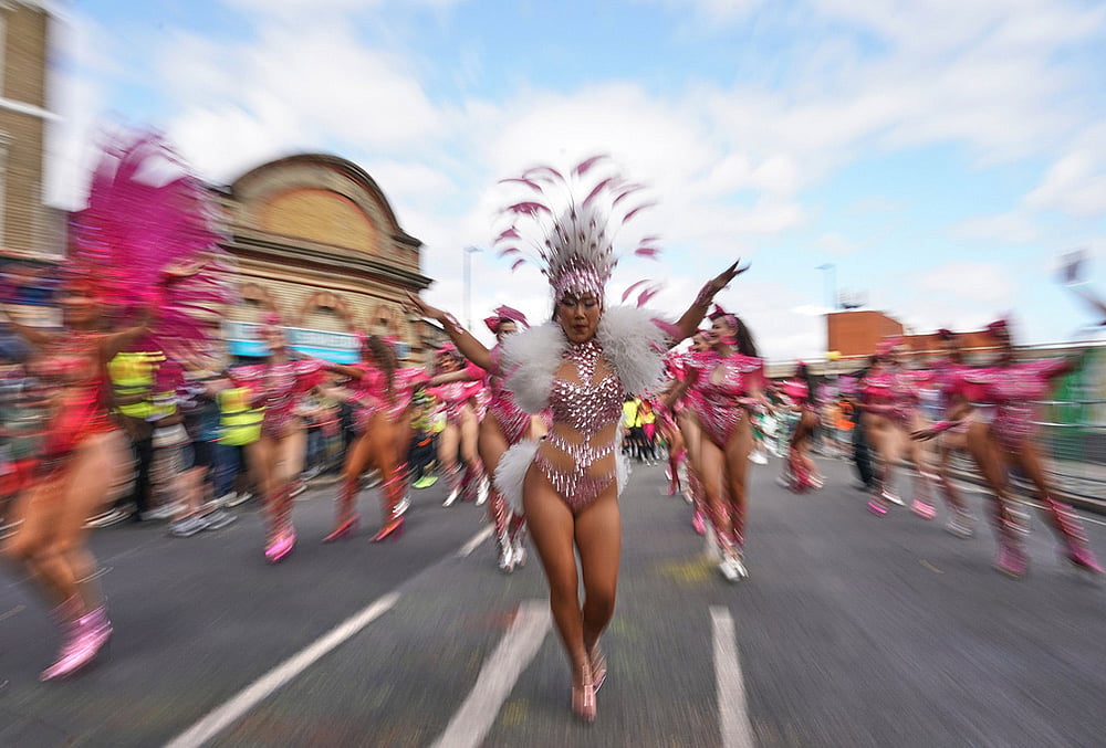 Masquerade costumes carnival