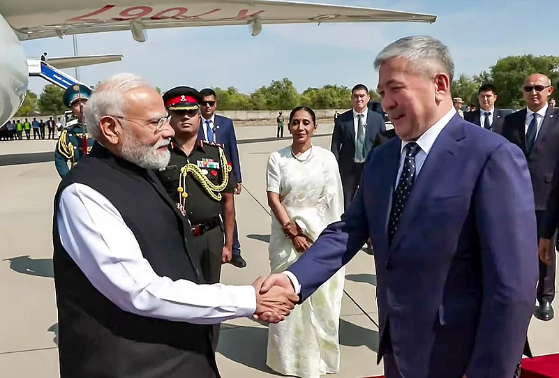 PM Modi departs for Delhi