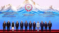 Pakistan PMO Crops Modi, Iran President From SCO Photo, Sharif Later Posts Full Frame - X