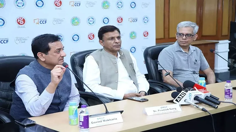 AIIMS Delhi gastroenterology experts at a press conference