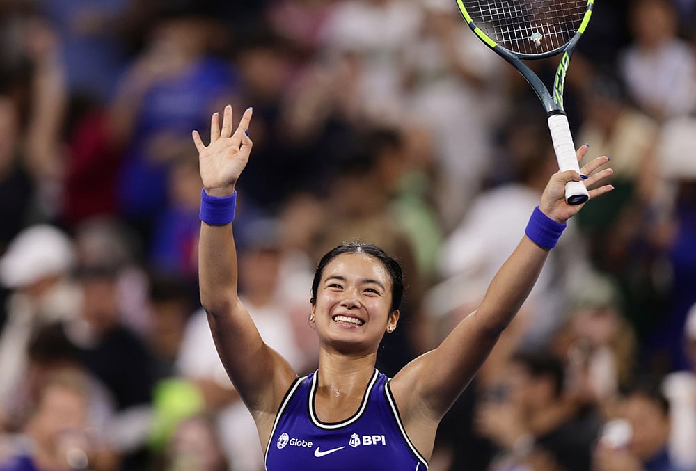 Alexandra Eala, of the Philippines, reacts during her match against Mary Stoiana, of the United States, during the first round of the U.S. Open tennis championships Tuesday, Sept. 1, 2026, in New York.  - | Photo: AP/Adam Hunger