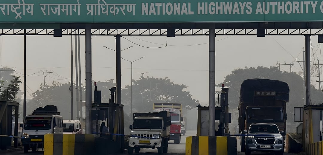 ED searches 14 premises across seven states and Delhi-NCR in probe into NHAI toll collection fraud. - X