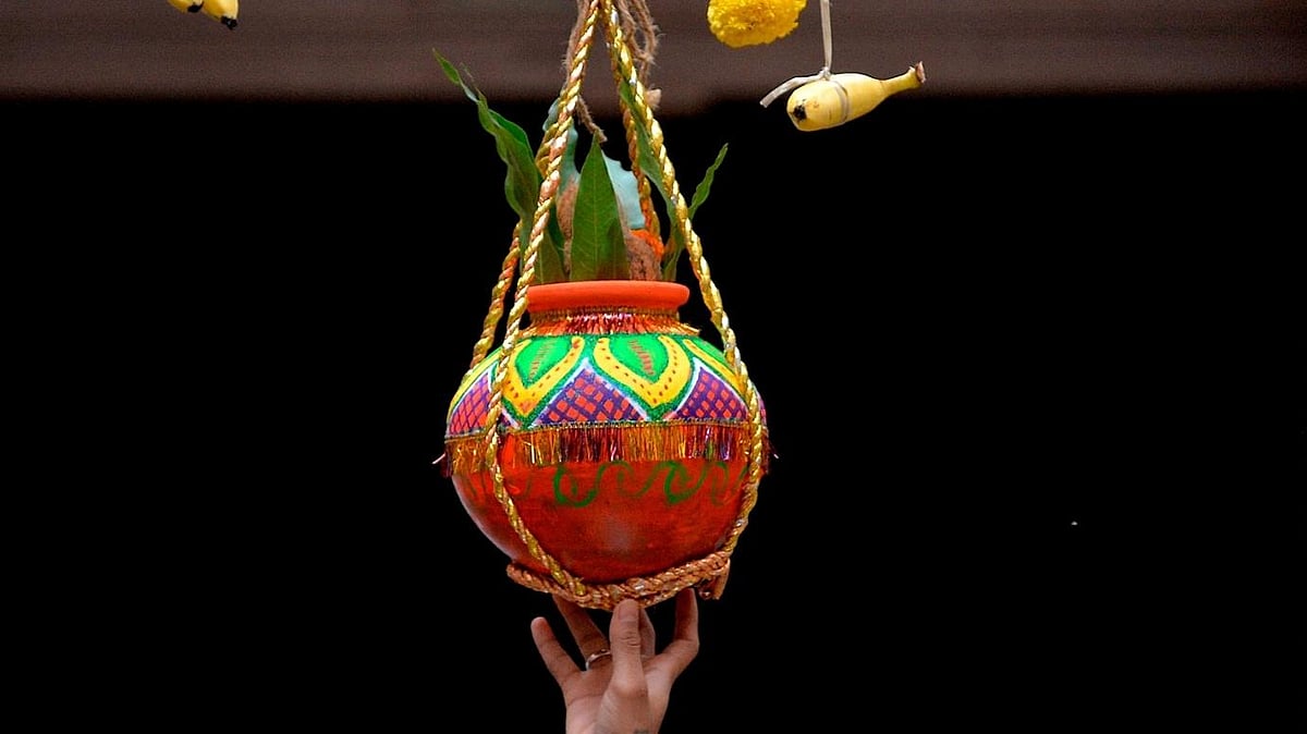 Dahi Handi - null