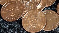 Trump Becomes First Living US President On Currency In A Century With New $1 Coin | US Mint : Trump Becomes First Living US President On Currency In A Century With New $1 Coin