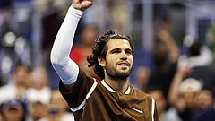 Carlos Alcaraz, of Spain, celebrates winning a match against Jaime Faria, of Portugal, during the second round of the U.S. Open tennis championships. - Adam Hunger/AP Photo