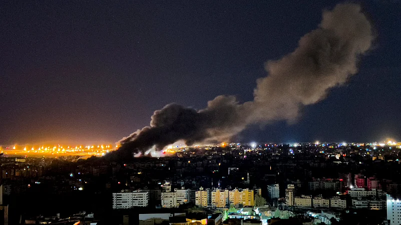 Israel lebanon iran missile attack tel aviv
