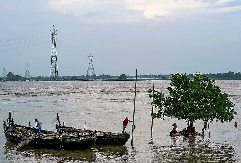 Ganga inundates
