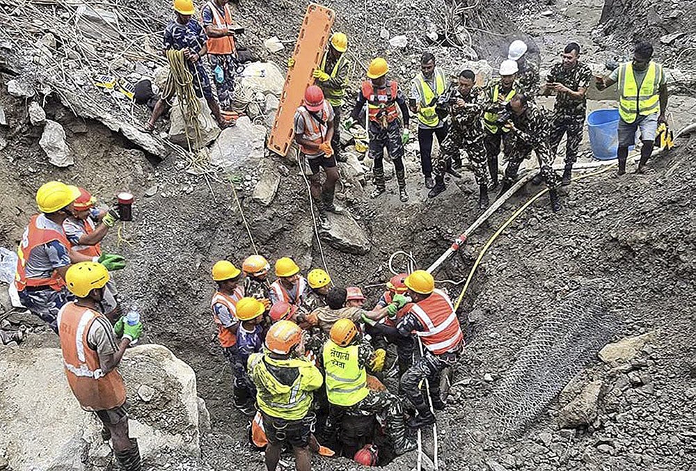 Trapped workers Nepal hydropower
