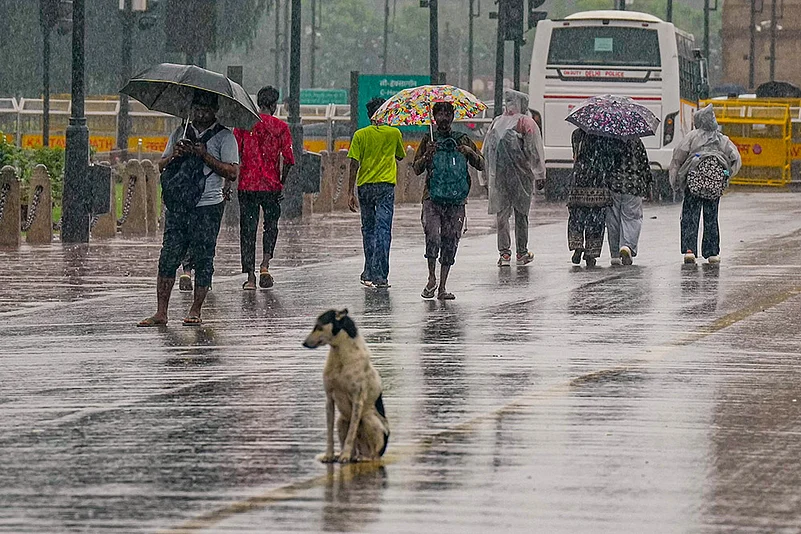 Weather: Rain in Delhi