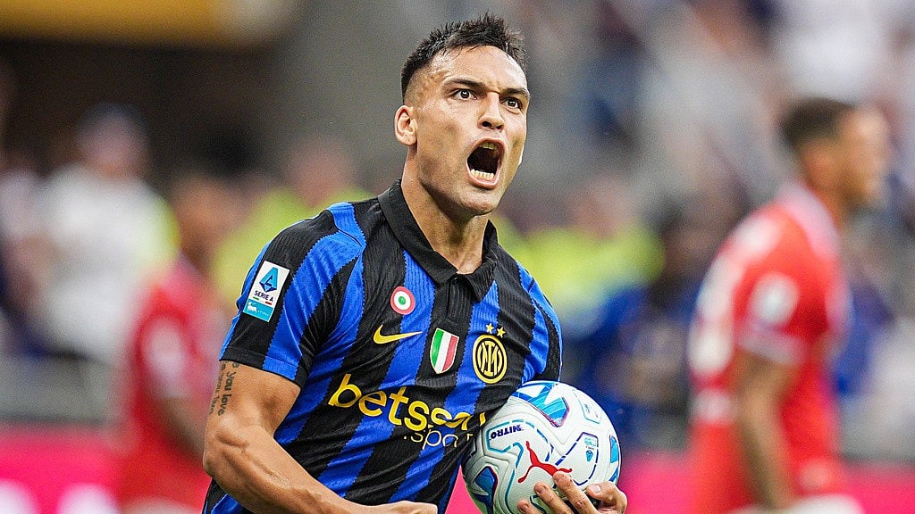 Inter Milan came back from 2-0 down to beat title rival Napoli 3-2 in Serie A on Saturday. Jamal Musiala also returned for Bayern Munich in a 0-0 draw with Schalke. - Marco Alpozzi/LaPresse