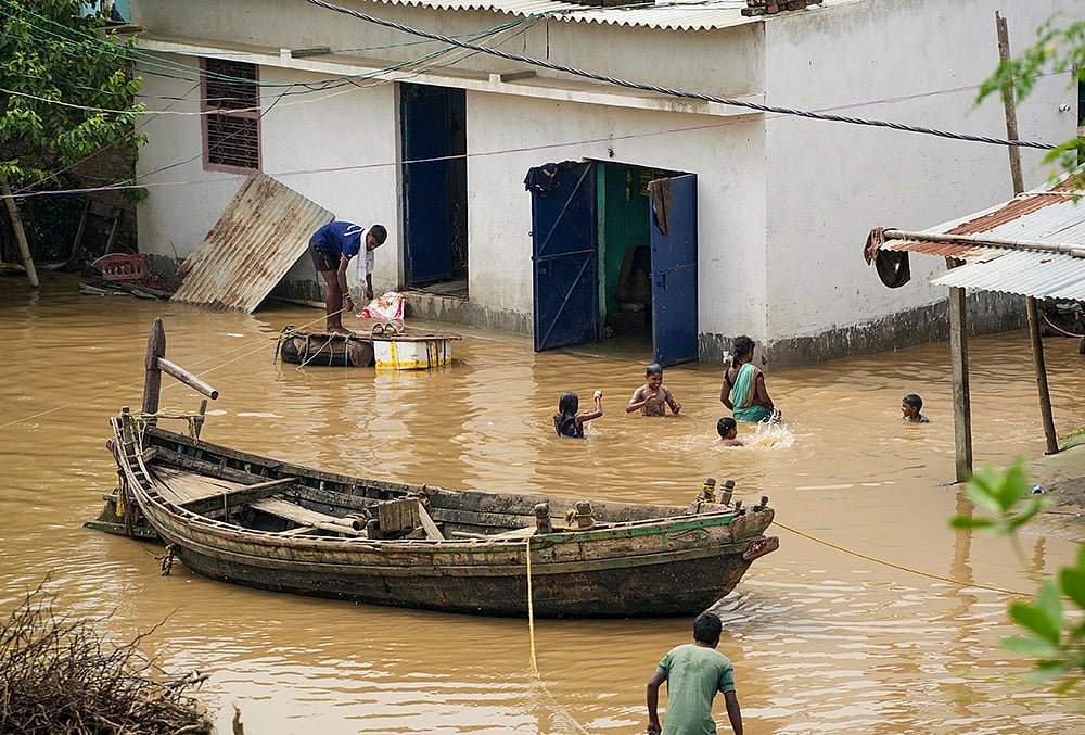 Water level rises in Bihars Patna