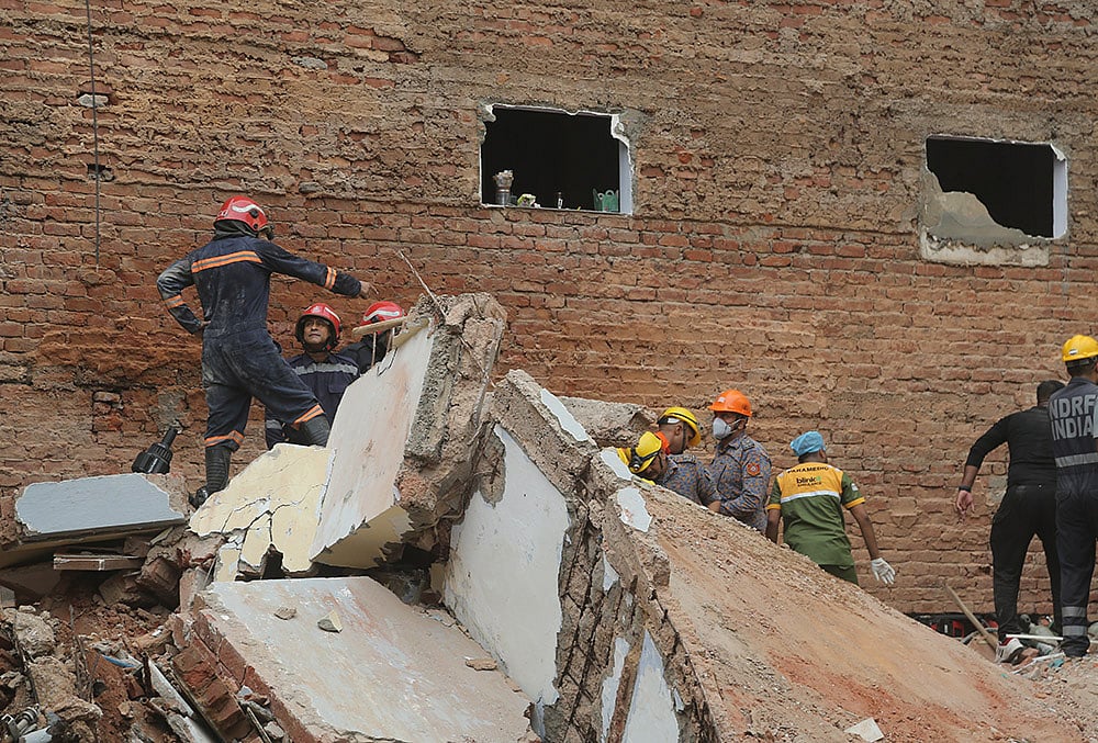 delhi building accident september 2026