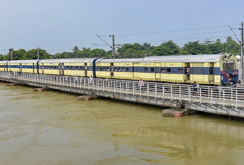 Weather: Rise in water level of Punpun river