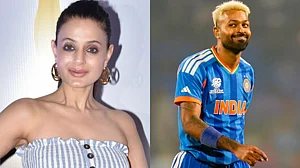 X : Ameesha Patel Slams User Over Hardik Pandya Dating Rumours