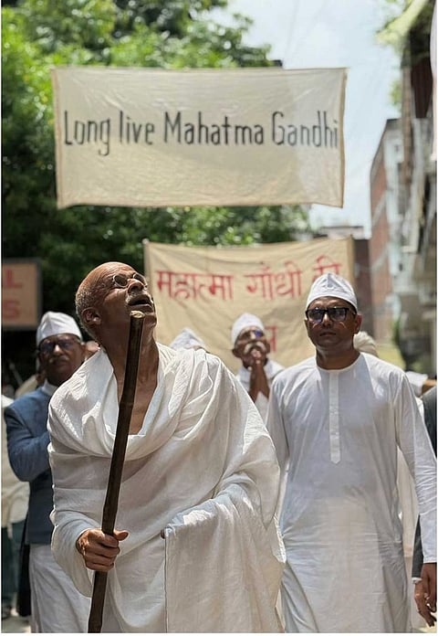 Manoj Bajpayee transforms into Mahatma Gandhi