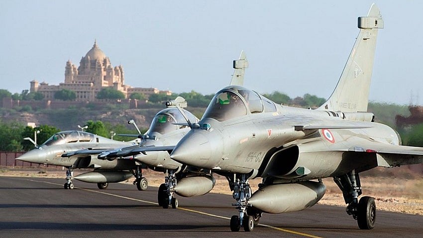 DAC Clears Rs 1.10 Lakh Cr Defence Acquisitions, 98% To Come From Domestic Industry