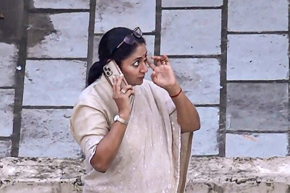 Building collapses in south Delhis Satya Niketan
