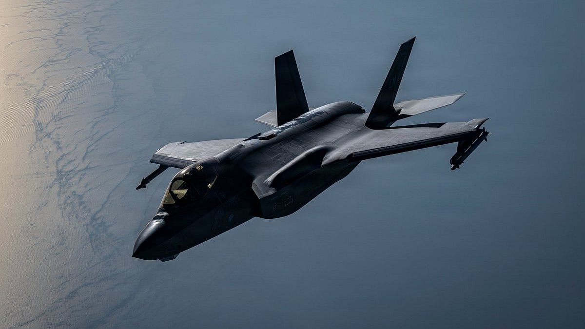 CENTCOM forces in Strait of Hormuz - X@CENTCOM