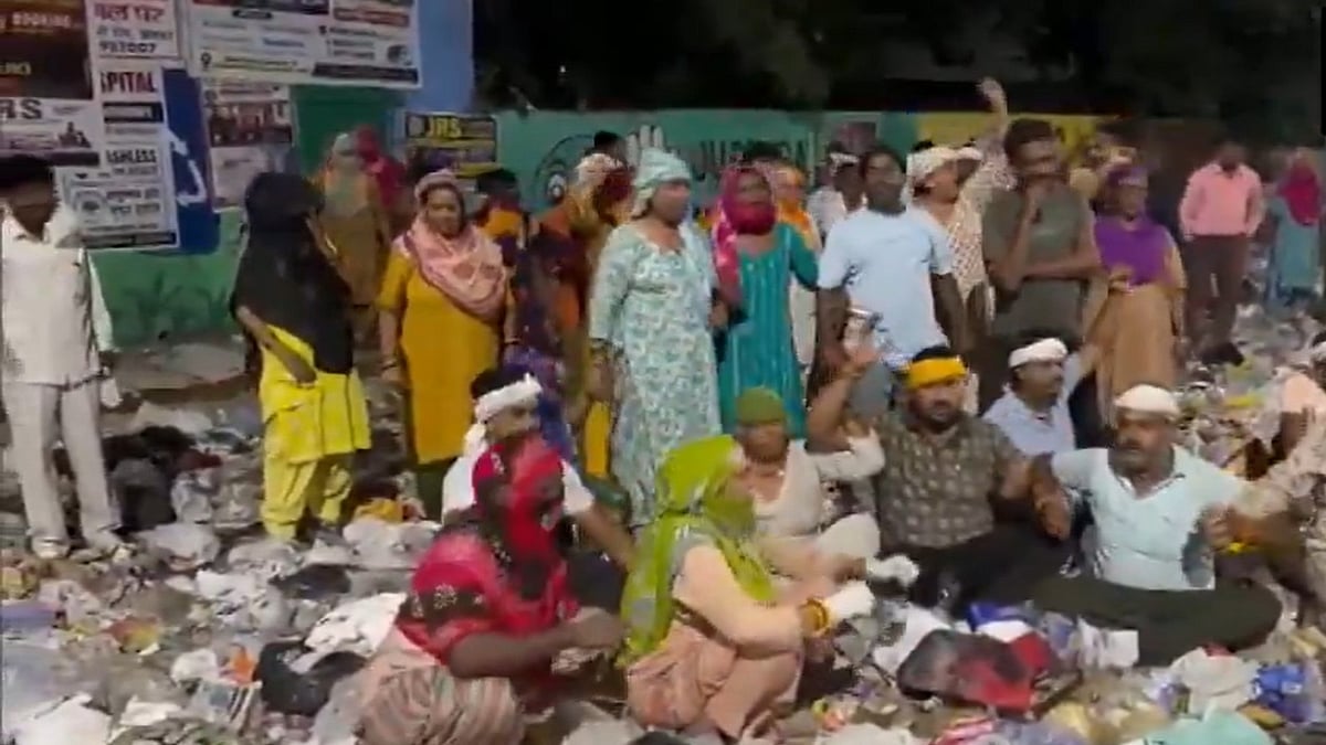 Haryana Sanitation workers protest  - ANI
