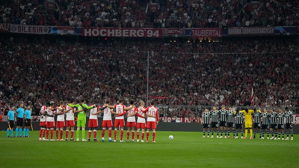 Squads observe a moment of silence for victims of Morocco earthquake and Libya floods before the Champions League group A soccer match between Bayern Munich and Manchester United in Munich. - AP Photo/Matthias Schrader, File