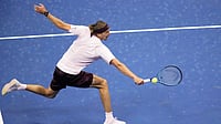 Alexander Zverev Beats Luciano Darderi In Straight Sets To Storm Into US Open Quarter-Finals Frank Franklin II/AP Photo : Alexander Zverev, of Germany, returns the ball to Luciano Darderi, of Italy, during the fourth round of the U.S. Open tennis championships Monday.