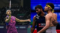| Photo: File (Left), Screengrab : Chirag Shetty Played China Masters With A Back Brace