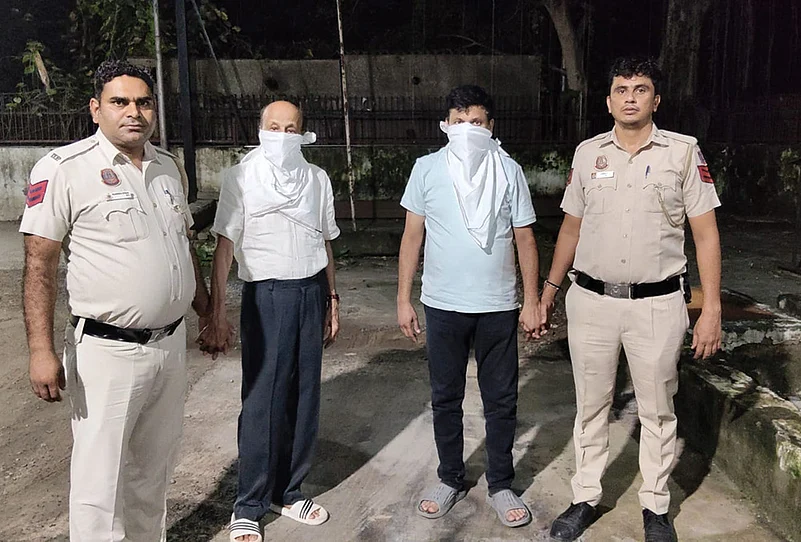 Police arrest Hariram Gupta