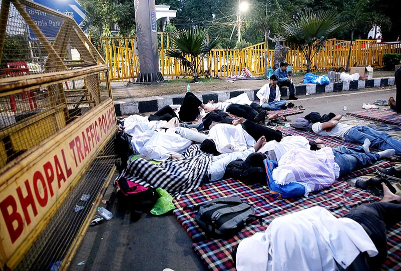 Medical interns protest in Bhopal