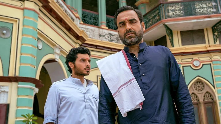 Divyenndu And Pankaj Tripathi Thank Fans - IMDb