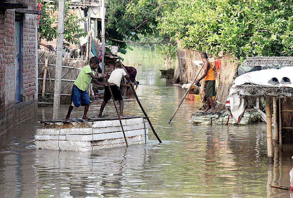 Weather: Water level rises in Bihars Patna