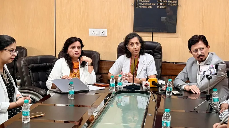 AIIMS doctors discuss strategies to bridge the corneal transplant gap and restore sight in India