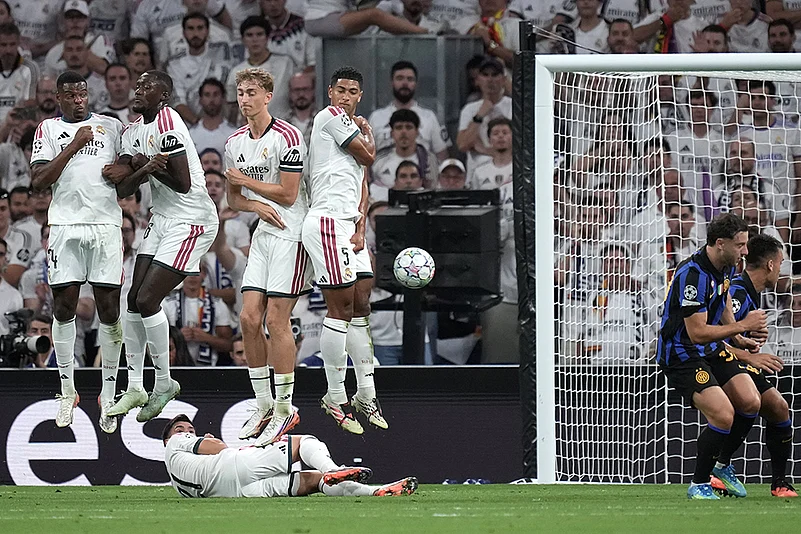 Champions League Soccer Match: Real Madrid vs Inter Milan